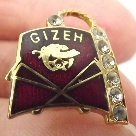 Vintage Enamel Masonic Shriner Fez Hat Pin - Picture 1 of 6